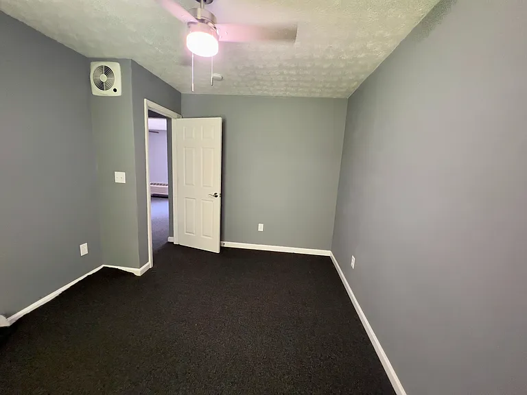 200 White Pine Dr — Photo 6