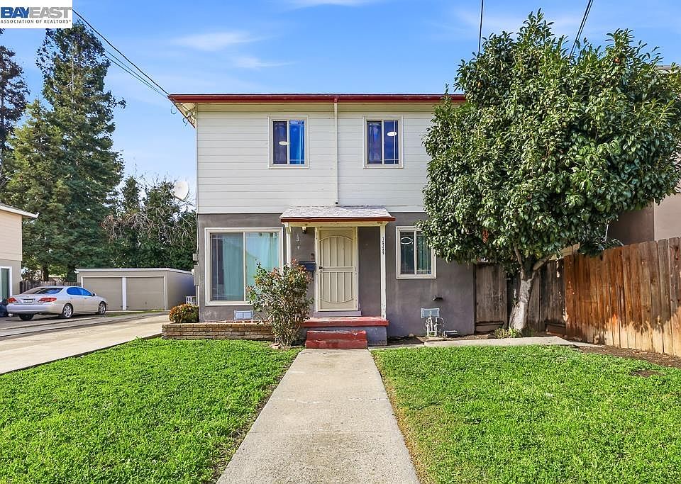1st image of 15289 Upton Ave
