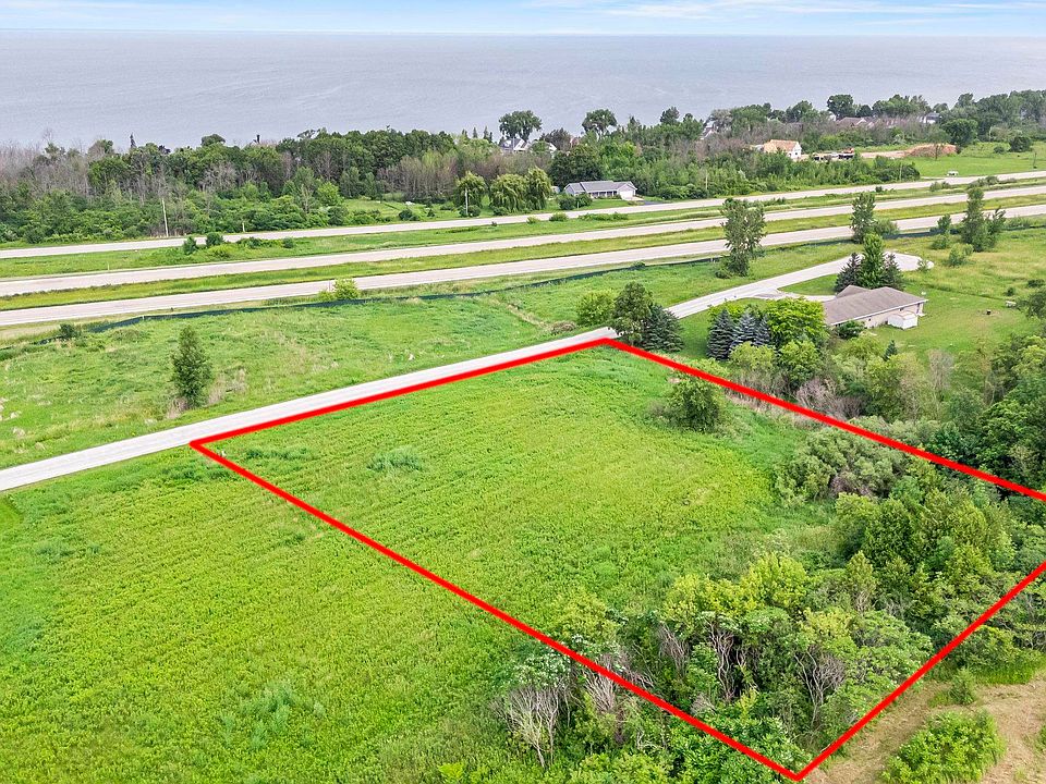 1st image of Sugar Maple Dr #33