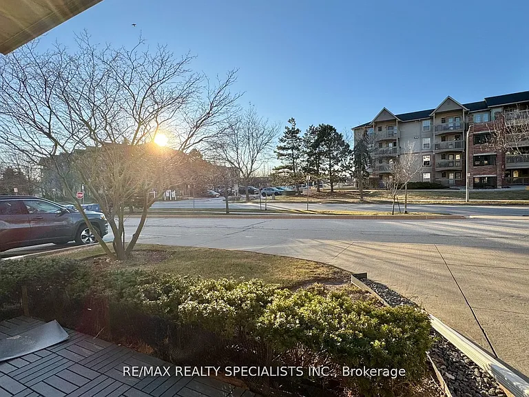 4016 Kilmer Dr #112 — Photo 47