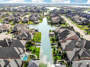 17619 Olde Oaks Estate Ct, Cypress, TX 77433