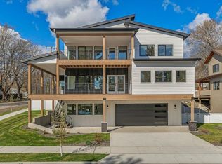 422 S 3rd Ave, Sandpoint, ID 83864