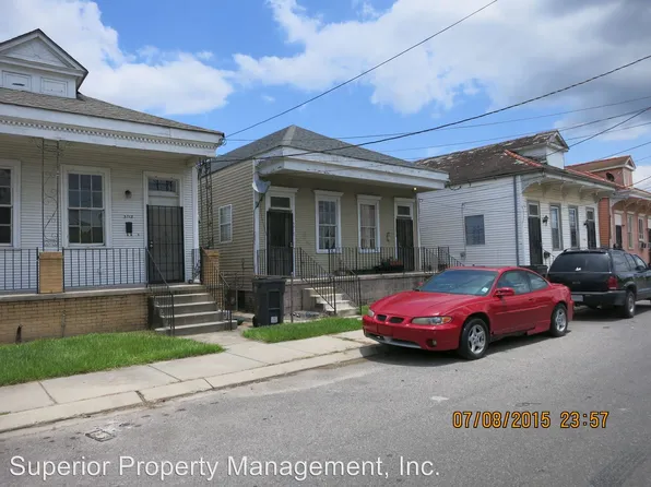 5717 Royal St, New Orleans, LA 70117