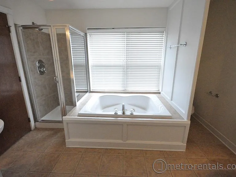 1112 Perry St #C — Photo 8