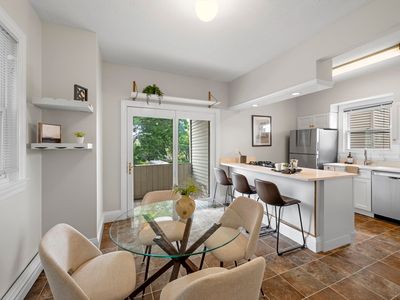 14 Holton St APT 3, Medford, MA, 02155