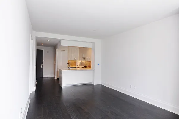 Rented by Nest Seekers International | media 29