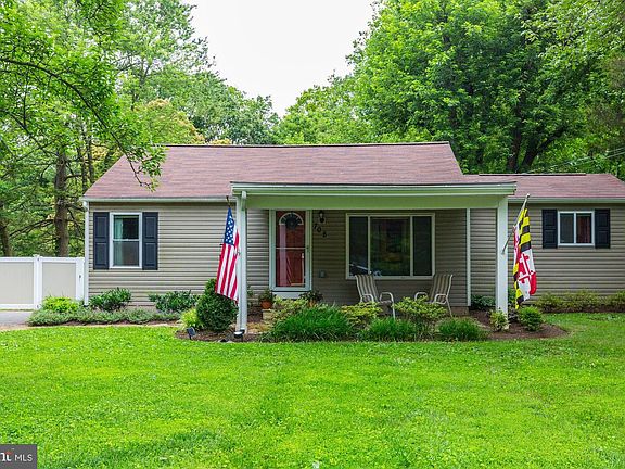 2nd image of 708 Berrymans Ln