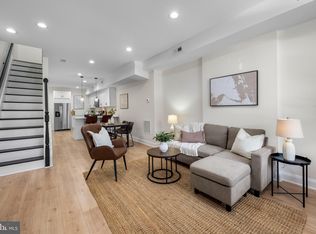 726 Bartlett Ave, Baltimore, MD 21218
