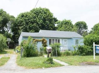610 Post Ave, Bellport, NY 11713