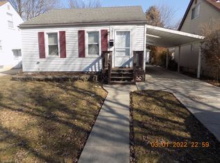 18573 Washtenaw St, Harper Woods, MI