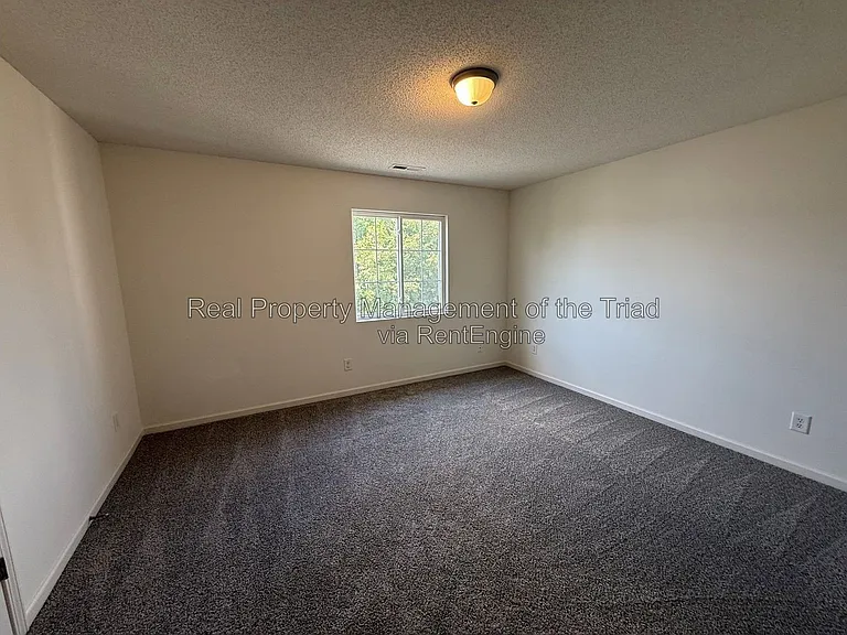 809 Topsail Dr — Photo 9