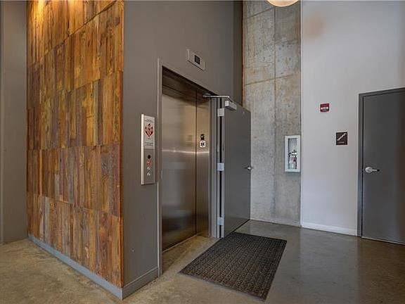 3rd image of 4141 Pennsylvania Ave APT 301