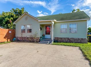 701 Ward Rd, Baytown, TX 77520