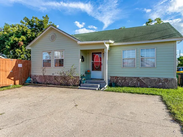 701 Ward Rd, Baytown, TX 77520