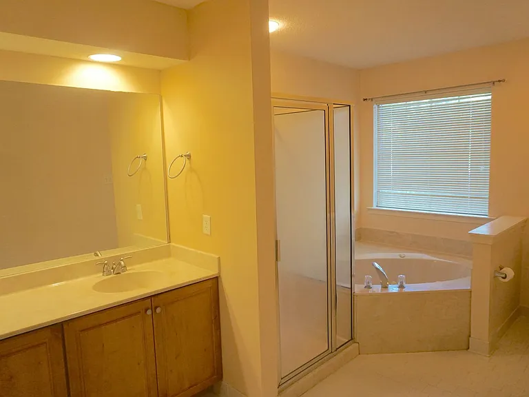 16 Ballastone Ct — Photo 24