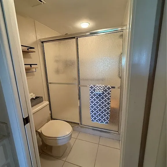 5590 Trailwinds Dr #421 — Photo 18