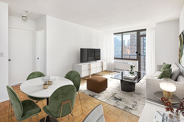 1st image of 200 E 89th St APT 17E