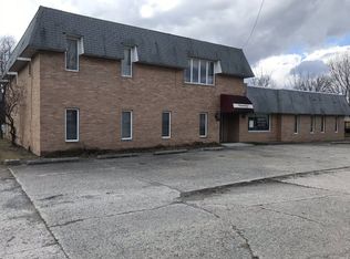 600 N Randolph St, Garrett, IN 46738