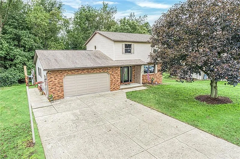 341 Shannon Cir photo 1