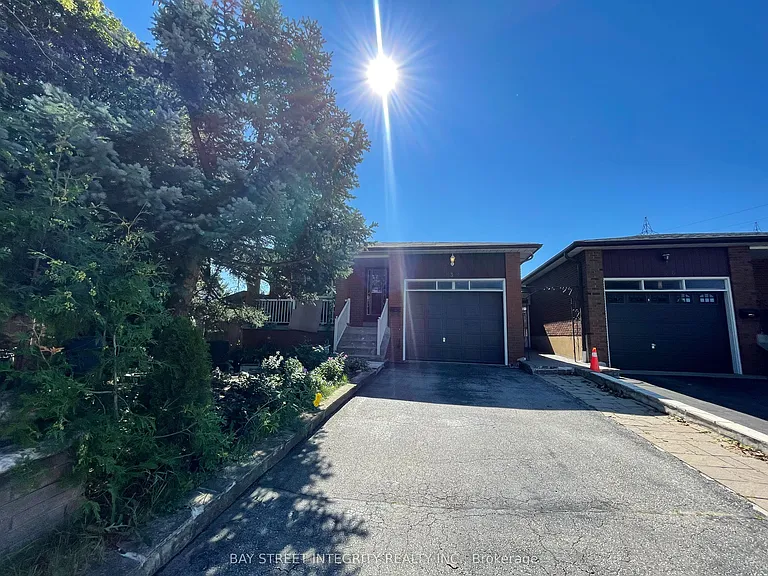 34 Iangrove Ter — Photo 1