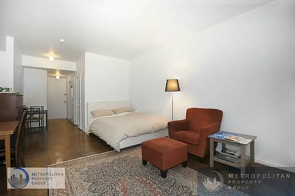 Rented by Metropolitan Property Group | media 13