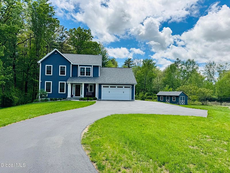 4th image of 7 Huntington Way
