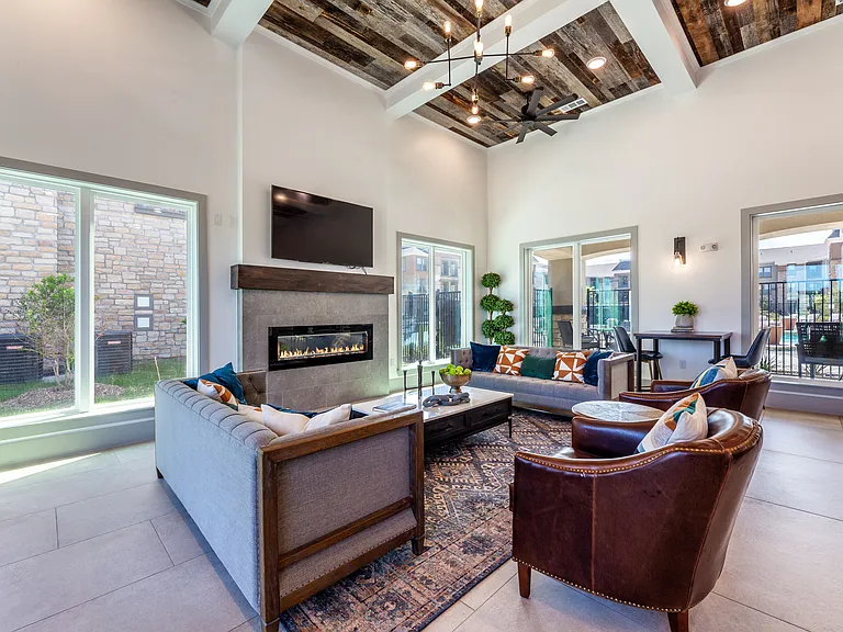 Luxia Grand Prairie — Photo 4