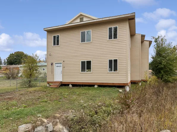 49 1st St W, Martin City, MT 59926
