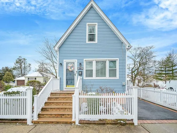 44 Doherty Avenue, Elmont, NY 11003