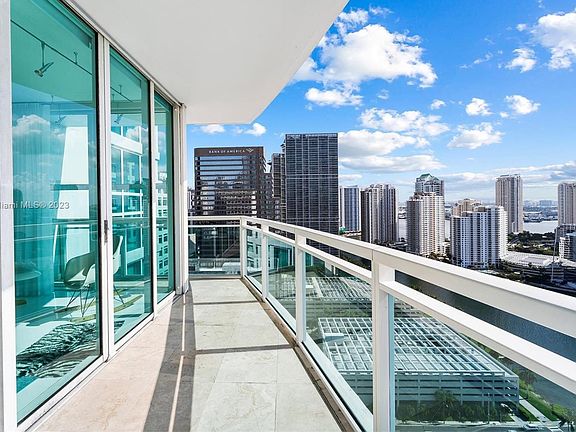 3rd image of 950 Brickell Bay Dr #1