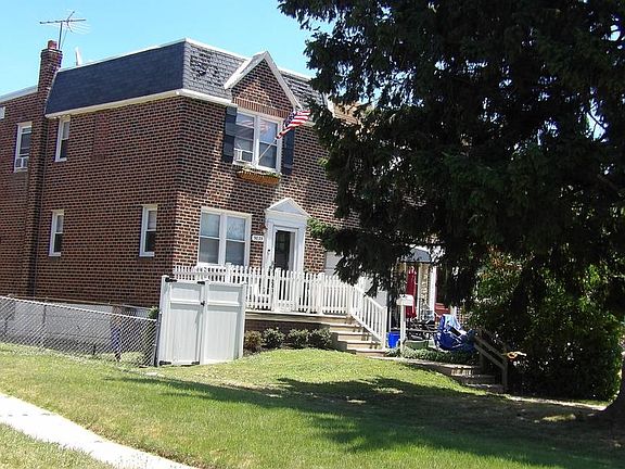 3rd image of 9035 Convent Ave