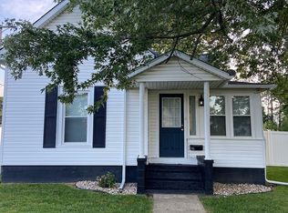 345 McFall St, Benton, IL 62812