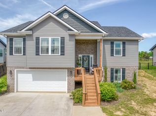 1366 Lemongrass Dr, Jonesborough, TN 37659
