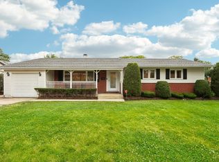 215 N Lytle Dr, Palatine, IL 60074