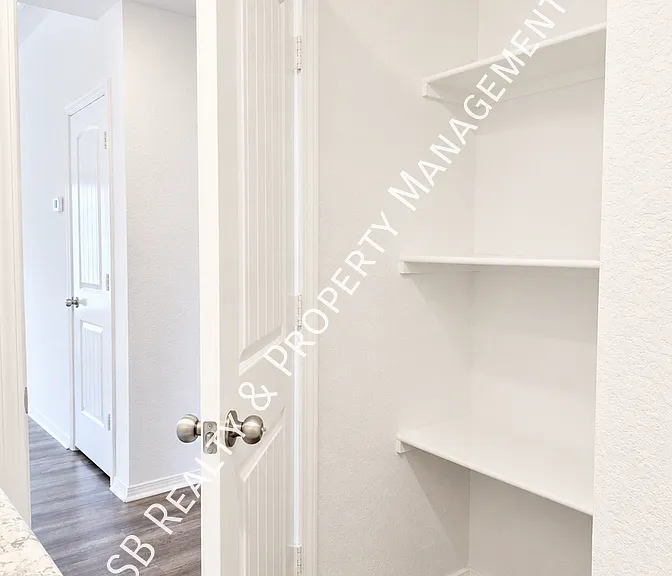 85 Kyndall Lauren Ln — Photo 8