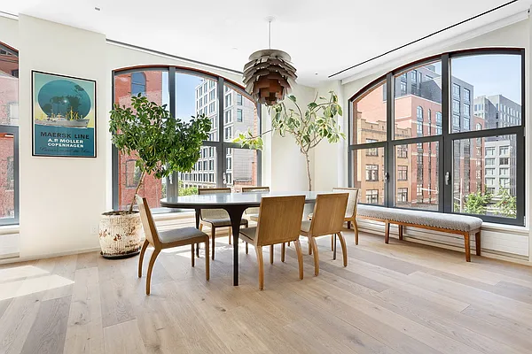 Rented by Compass | media 14