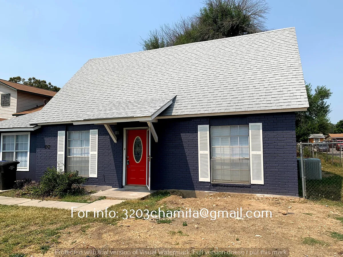 Building Photo - 3203 Chamita St