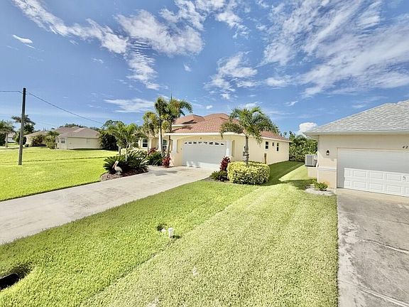 4th image of 40 Pine Valley Ct