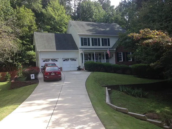 800 Oxgate Cir, Raleigh, NC 27615
