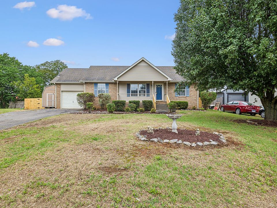 1st image of 910 Wildrose Ct
