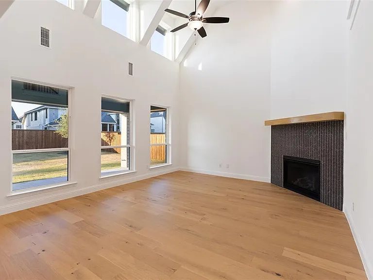 2380 Rainforest Dr — Photo 12