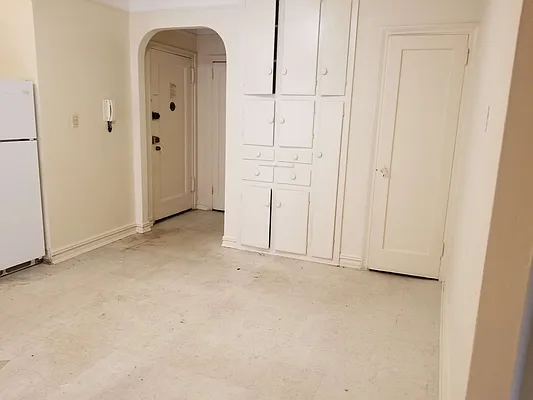 Rented by Barlavi Inc. | media 9