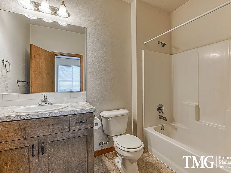 3251 Lewis Ln — Photo 13