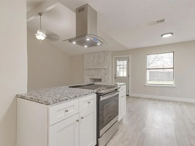 6105 Judy Ct — Photo 8