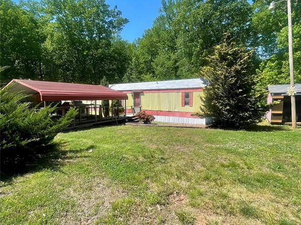 143 Greenville Blvd, Bessemer City, NC 28016