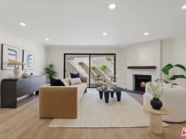 1807 10th St APT 4, Santa Monica, CA 90404