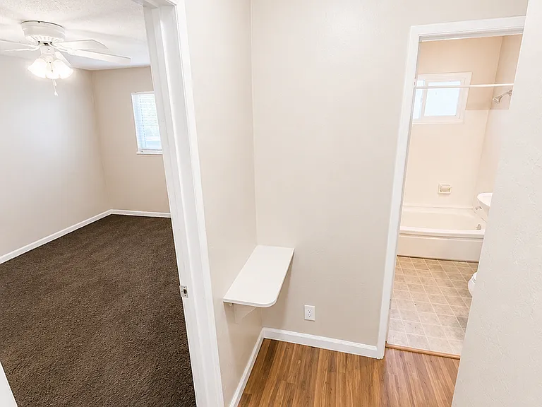 Phoenix Apartments — Photo 12