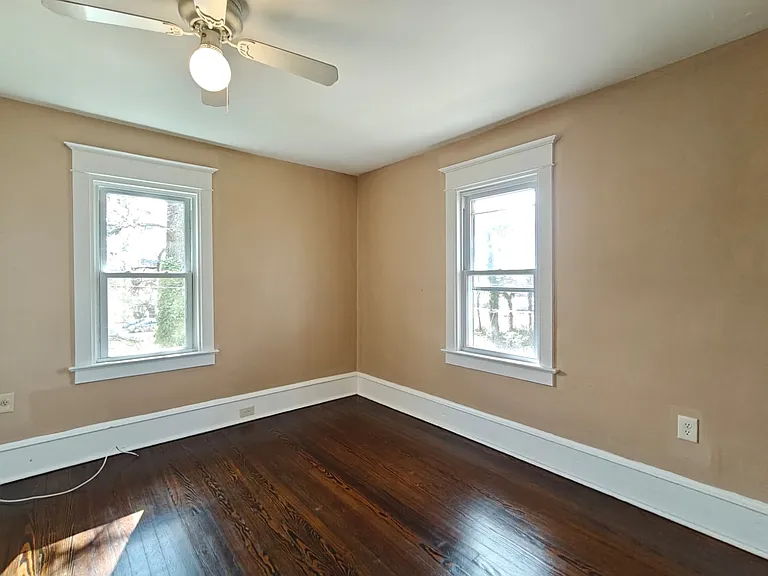 4 Pacific Ave #B — Photo 8