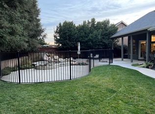 210 N Denton Ct, Visalia, CA