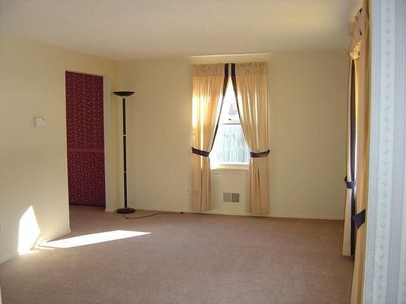 4th image of 14 Aconbury Dr